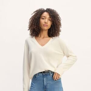Everlane The Classic V In Cashmere Bone - L